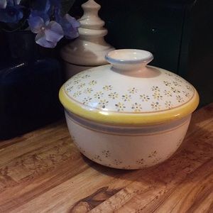 Glazed Ceramic Bowl with Lid